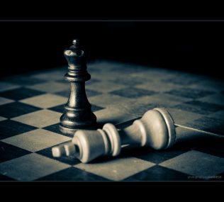 پارسی‌انجمن: در پاسداری و پالایش زبان پارسی Checkmate-316x285 شه مات و چک کیش و مات شهربراز شه مات شطرنج شاه مات چک چترنگ پارسی انجمن