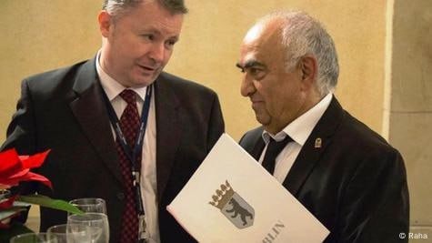 پارسیانجمن: در پاسداری و پالایش زبان پارسی -پاسدار یک بام و دو هوا پایش  مهاجران معاودین عباس سلیمی آنگیل جایزه افغانهای ایران افغانستانهای ایران آلمان پارسی انجمن پارسیانجمن: در پاسداری و پالایش زبان پارسی -پاسدار یک بام و دو هوا مهاجران معاودین عباس سلیمی آنگیل جایزه افغانهای ایران افغانستانهای ایران آلمان پارسی انجمن